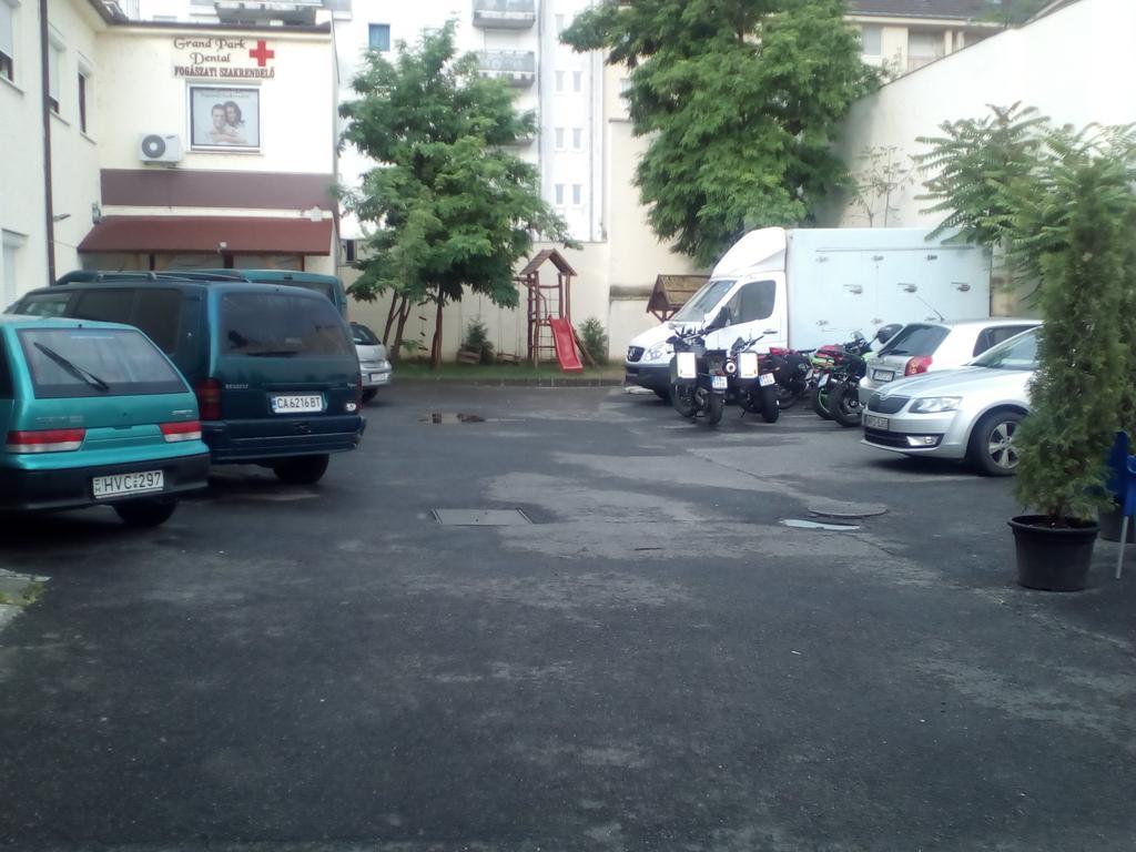 Hotel Central King Budapest Luaran gambar